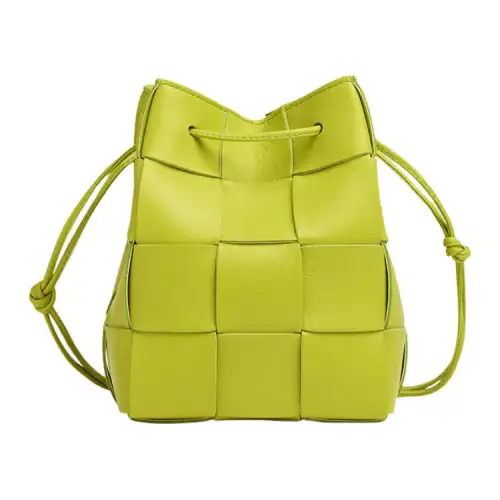 Bottega Veneta Drawstring Cassette Small Intreccio Kiwi