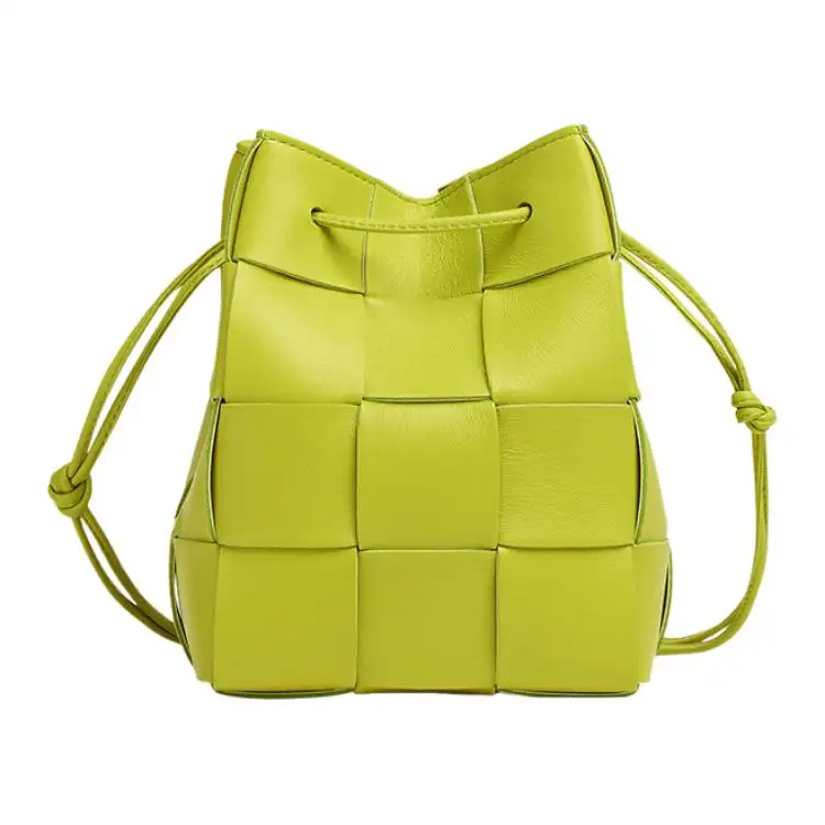 Bottega Veneta Drawstring Cassette Small Intreccio Kiwi