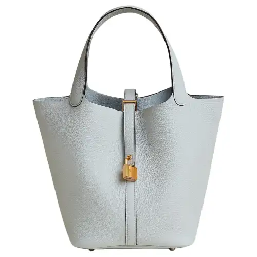 HERMES Picotin Lock Clemence Bullock Leather Basket Bag, Bucket Bag, Handbag 22 Women's 08 Bleu Pale Light Blue