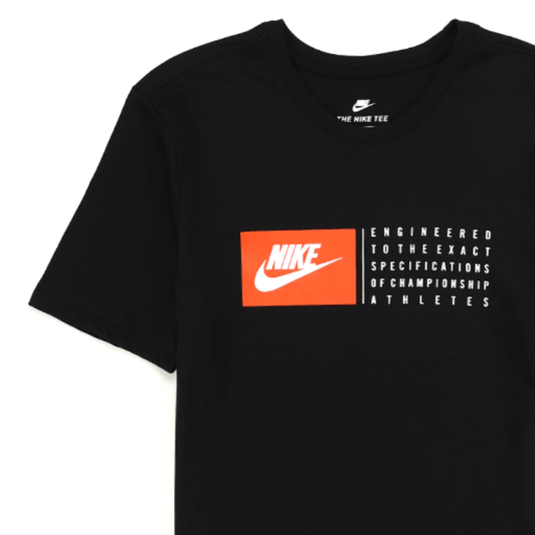 Мужская футболка Nike Sportswear T (черная) — фото 4