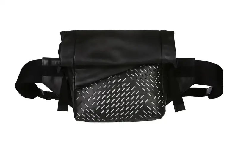 Bottega Veneta Calfskin Sling Bag One Shoulder Crossbody Fanny Pack Regular Women's Black