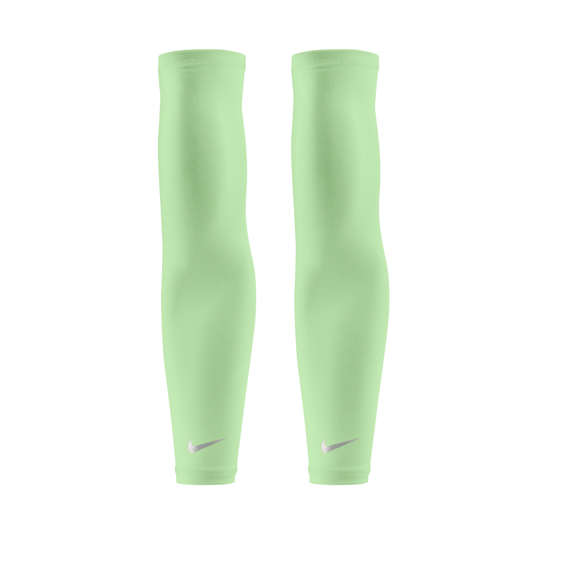 Нарукавники Nike Sports Arm Sleeves (зеленые)
