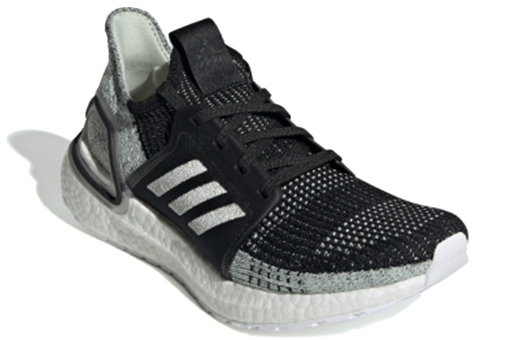 Женские кроссовки adidas ULT (черно-зеленые) — фото 3