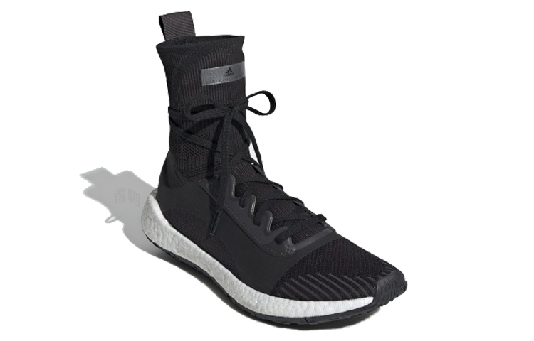 Женские кроссовки adidas PulseBOOST HD Mid S. (черно-белые) — фото 2