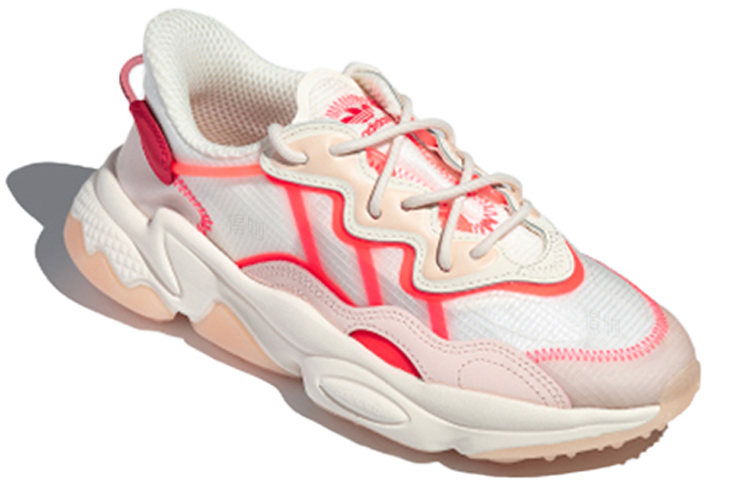 Женские кроссовки adidas originals Ozweego (белый / розовый) — фото 3