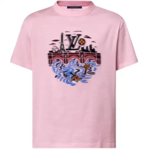 LOUIS VUITTON Graphic T Shirt