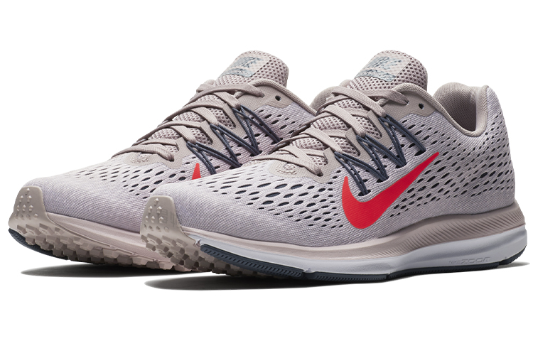 Женские кроссовки Nike Zoom Winflo 5 (серый / красный) — фото 3