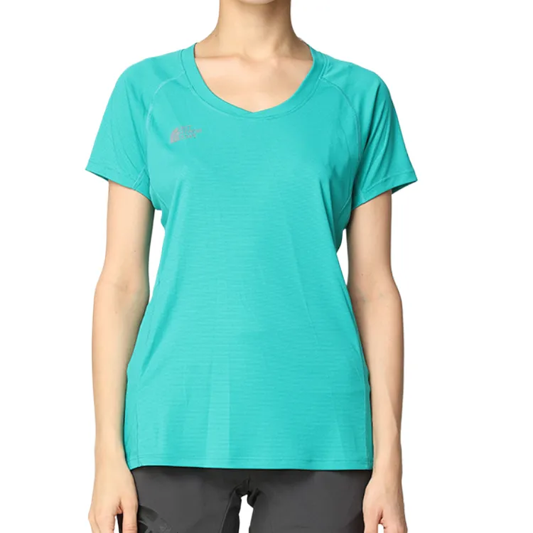 THE NORTH FACE Raglan Sleeve T Shirt Women's