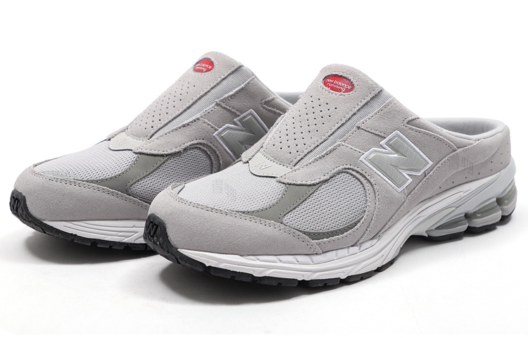Сабо New Balance NB 2002RM (светло-серые) — фото 3
