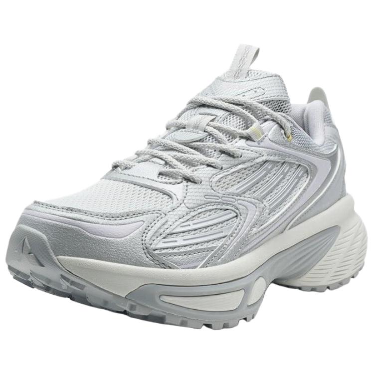 XTEP Creation 4.0 Low top Outdoor Shoes Women’s Silver