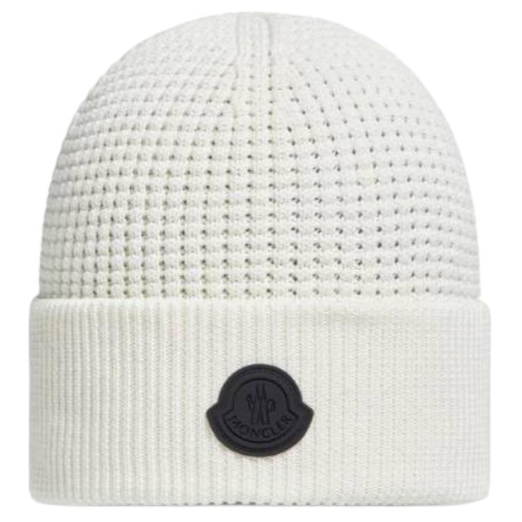 Мужская шапка Moncler с патчем (черно-белая) — фото 3