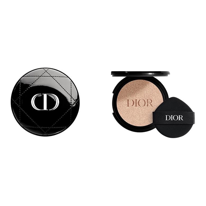 Тональный кушон Dior в кожаном футляре (бежевый)