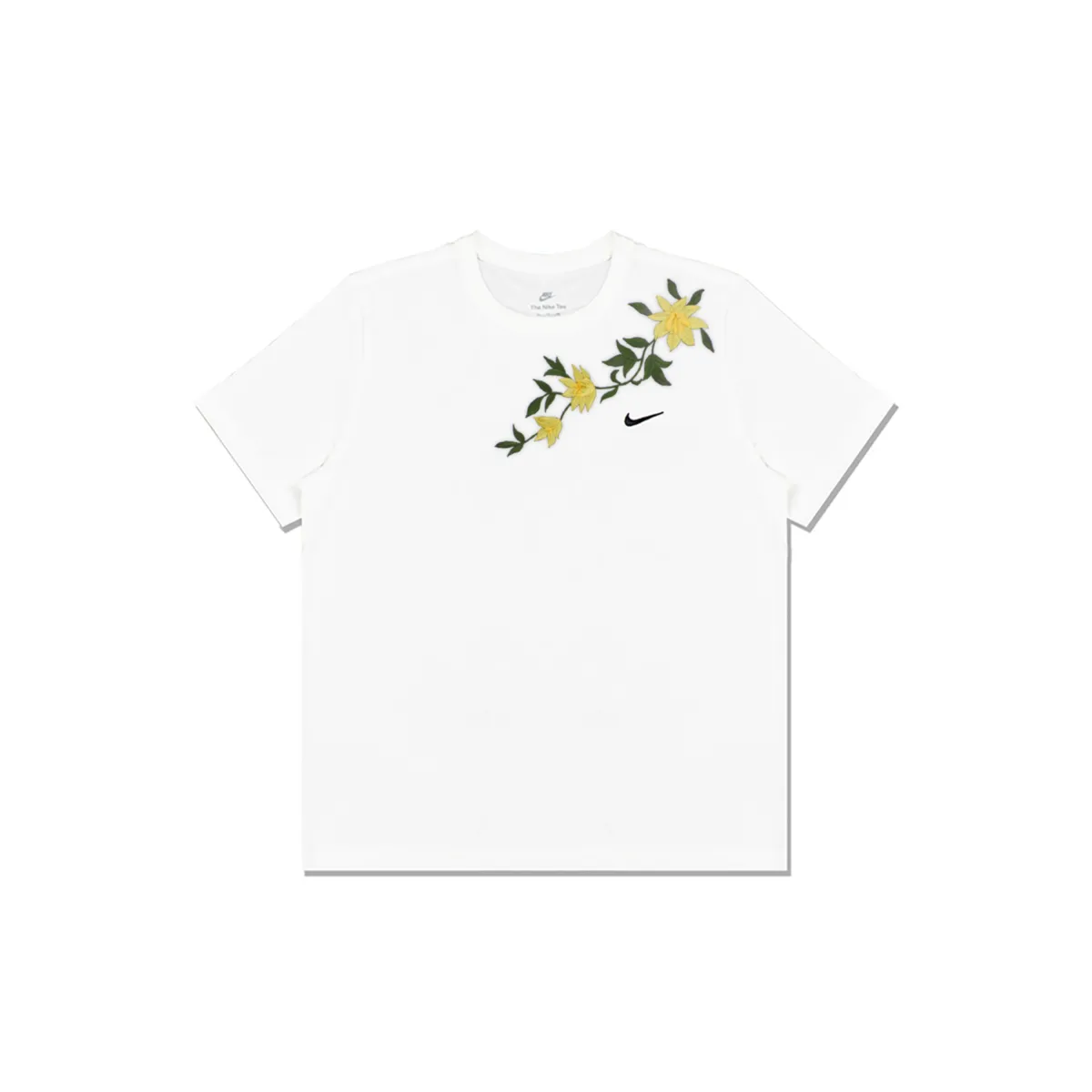 Nike Sportswear T-Shirts Men's White Crew Neck Moderate Straight Fit