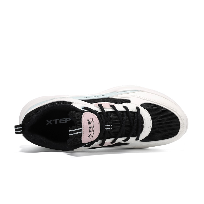 XTEP Cushioning, Wear Resistant Low top Casual Running Shoes Women’s Black Sail White Snow Mist Green