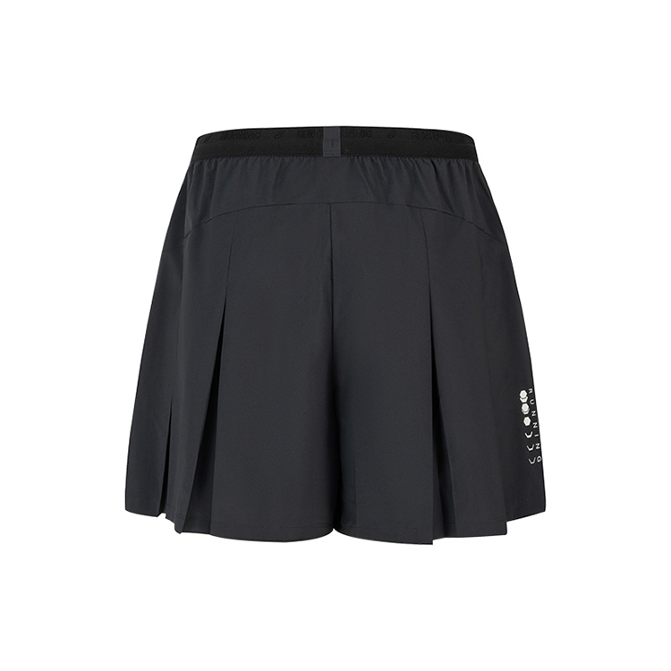 ASICS Sports Shorts Women’s Black Moderate Woven Shorts