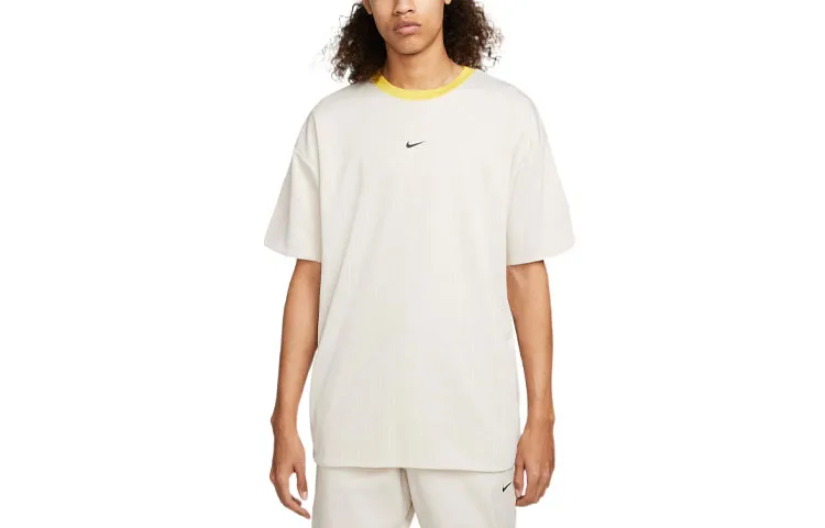 Nike T-Shirts Men's Bright Sulfur Yellow Crew Neck Moderate Straight Fit