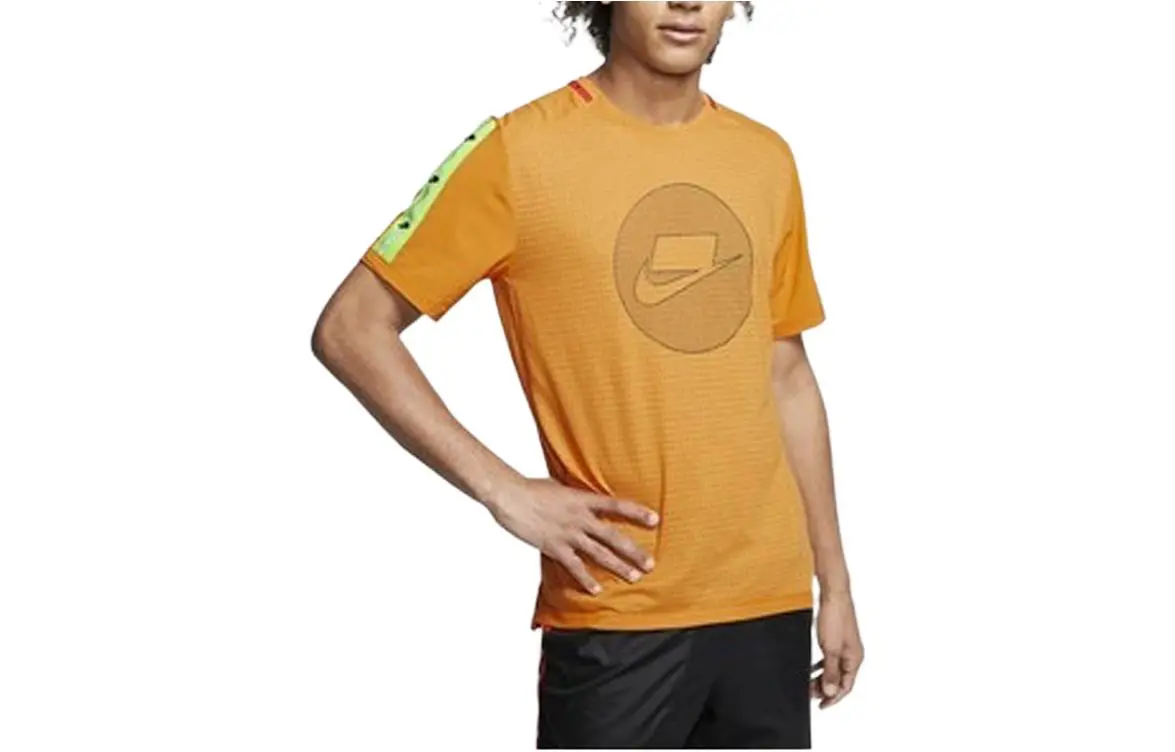 Nike T-Shirts Men's Orange Crew Neck Moderate Straight Fit