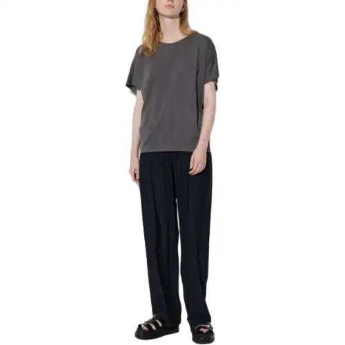 UNIQLO AIRism T Shirt Women's Asphalt Gray