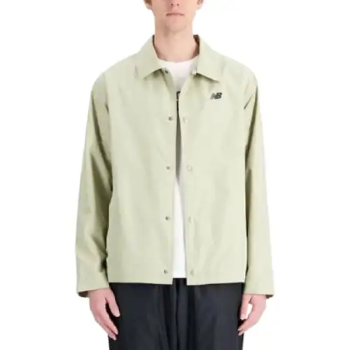 New Balance Jackets & Coats Men's Green