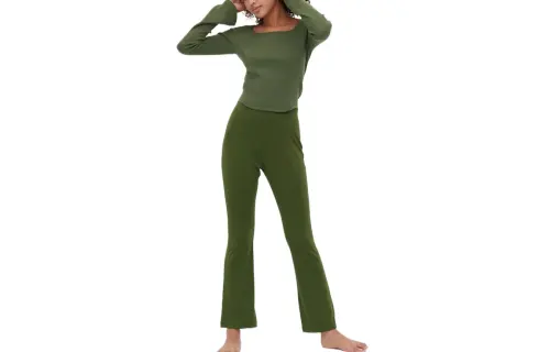 UNIQLO Flared Pants Moderate Casual Pants All Women's Dark Green