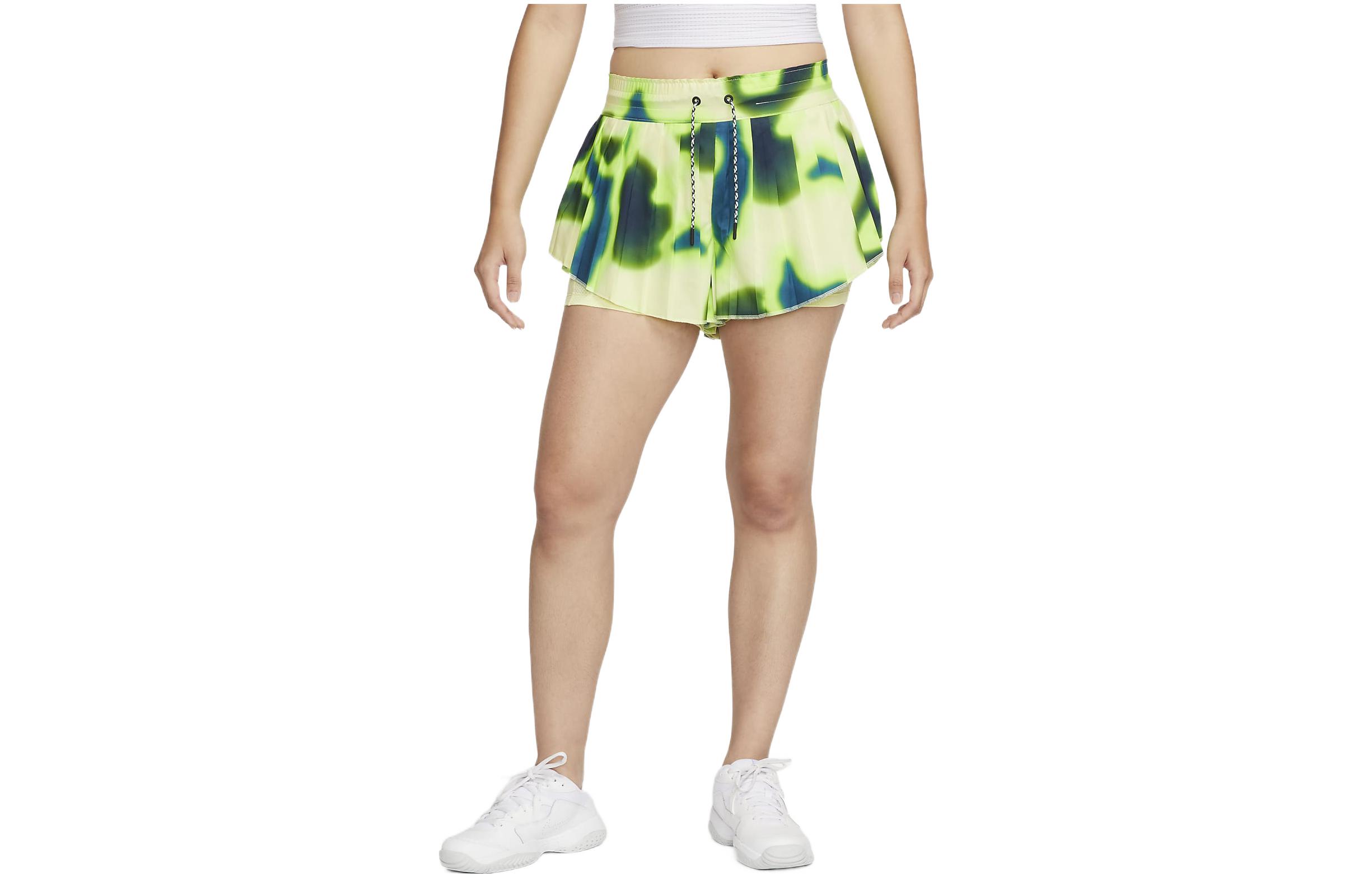 Женские шорты Nike (зеленые)