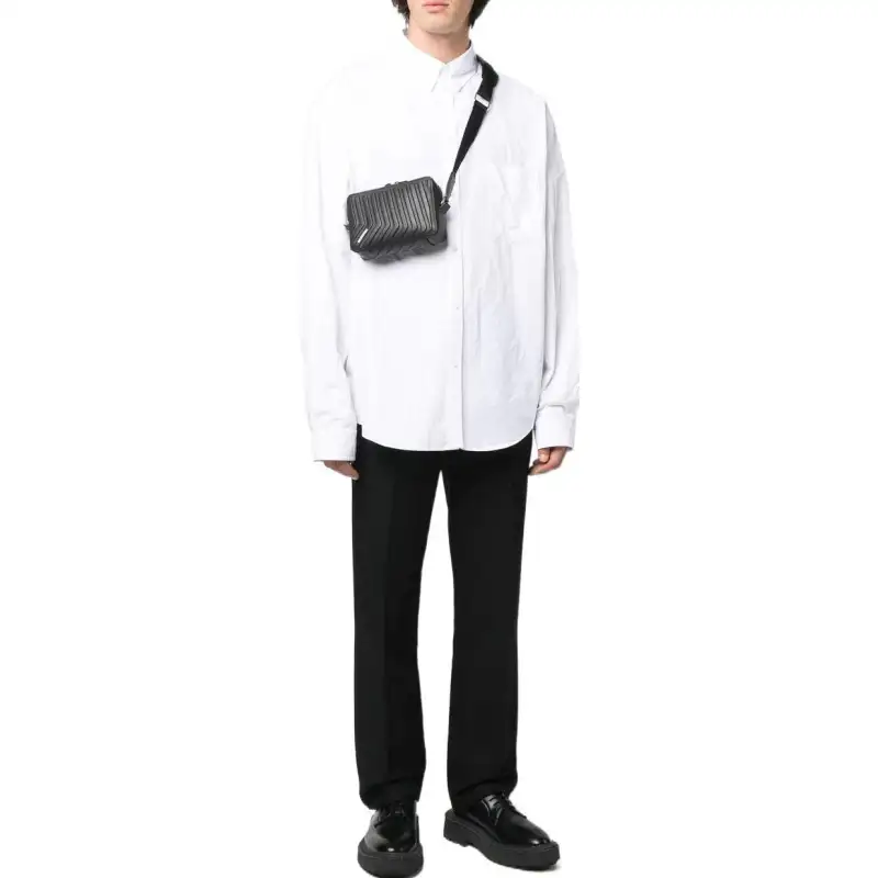【Previous Season】large button-down shirt