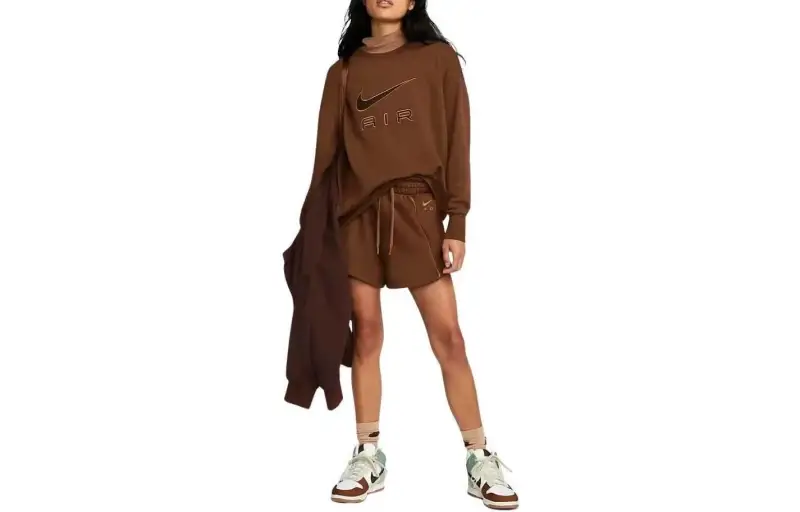 Nike Sweatshirts Women's Brown Crew Neck Moderate Regular