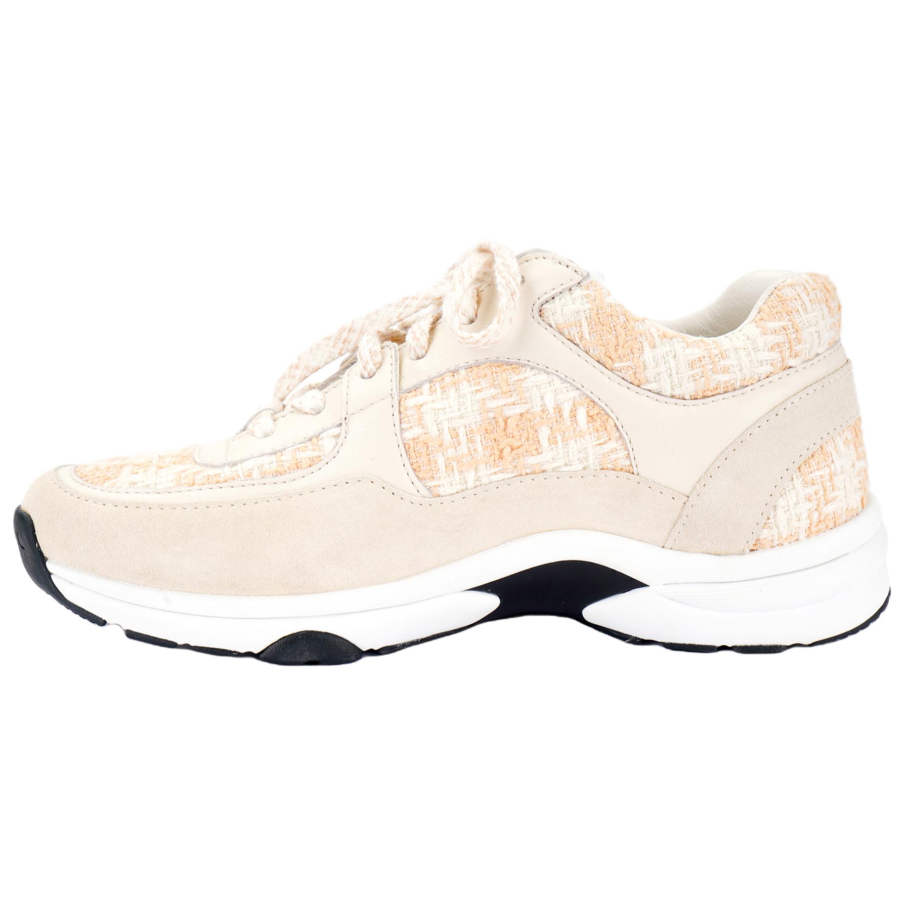 CHANEL Кожаная эмблема твидовой кожи стандартный со шнурками Низкая банда жизнь для отдыха обувь женский апельсин цвет "слоновой кости"