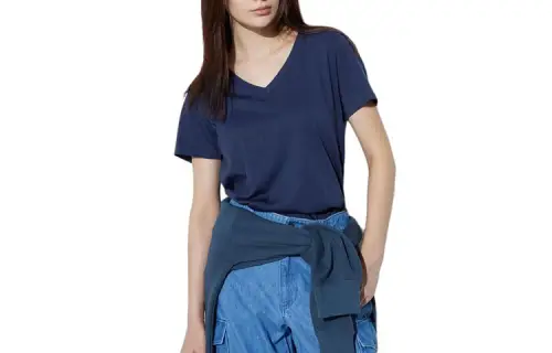 UNIQLO Regular T Shirt Women's Dark Blue
