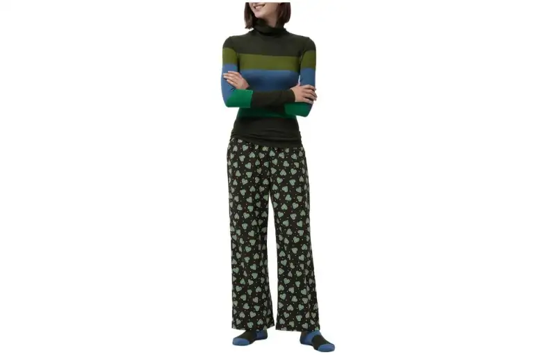 UNIQLO Casual Pants Women's Moderate Straight Fit Pants