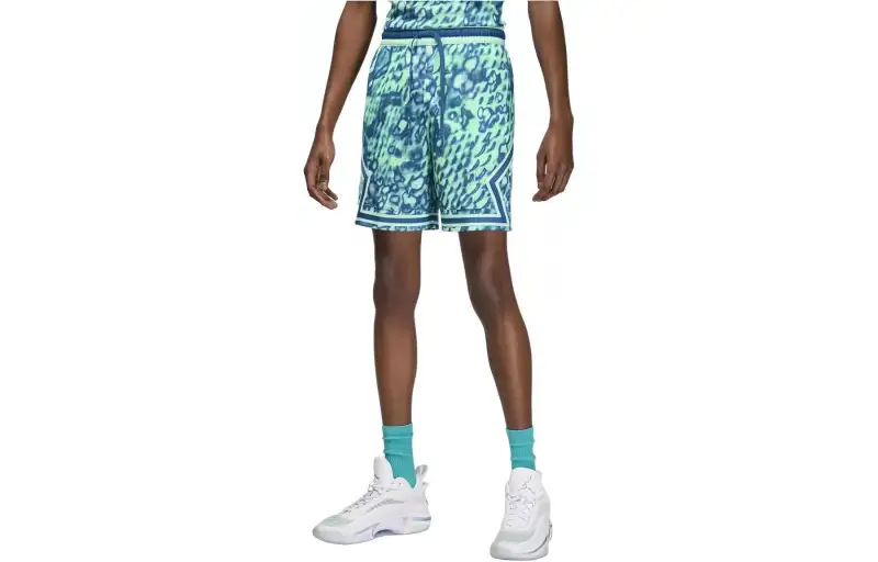 JORDAN Sport Men's Diamond Shorts