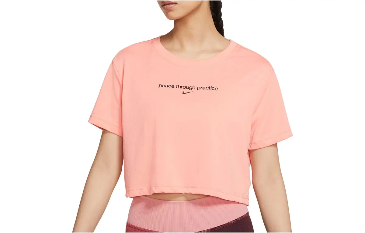 Nike T-Shirts Women's Pink Crew Neck Moderate Straight Fit