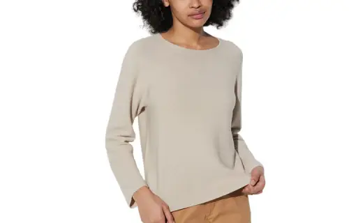 UNIQLO Knitwear Women's Beige Crew Neck Moderate Other
