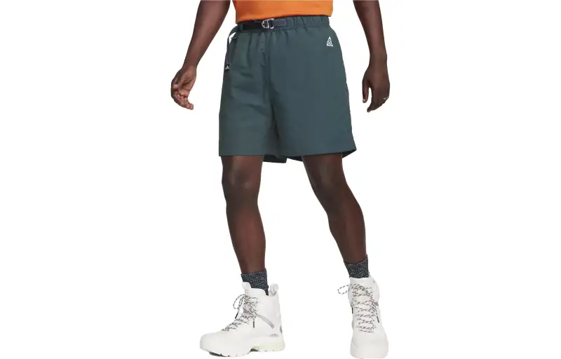 Nike Casual Shorts Men's Green Moderate