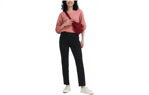 UNIQLO Jeans Women's Black Moderate Slim Fit Pants