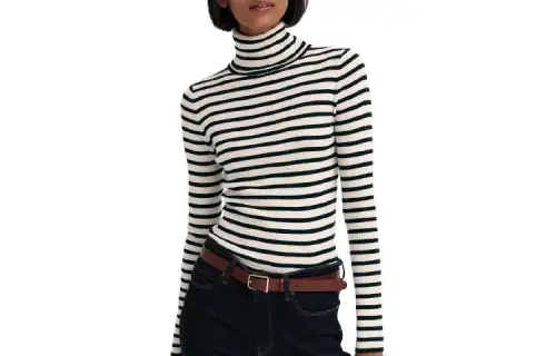 UNIQLO Sweaters Women's Ivory Turtleneck Moderate Base Layer