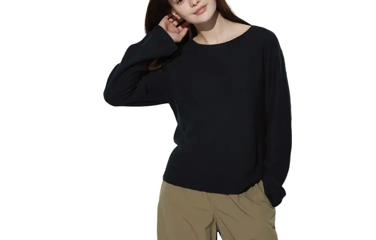 UNIQLO Knitwear Women's Black Crew Neck Moderate Other