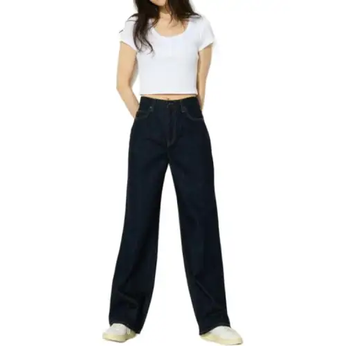 UNIQLO T Shirts Women's White Crew Neck Moderate Other