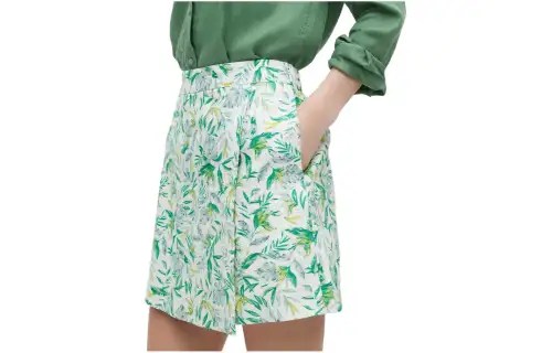 UNIQLO Casual Short Skirts Women's Ivory Moderate