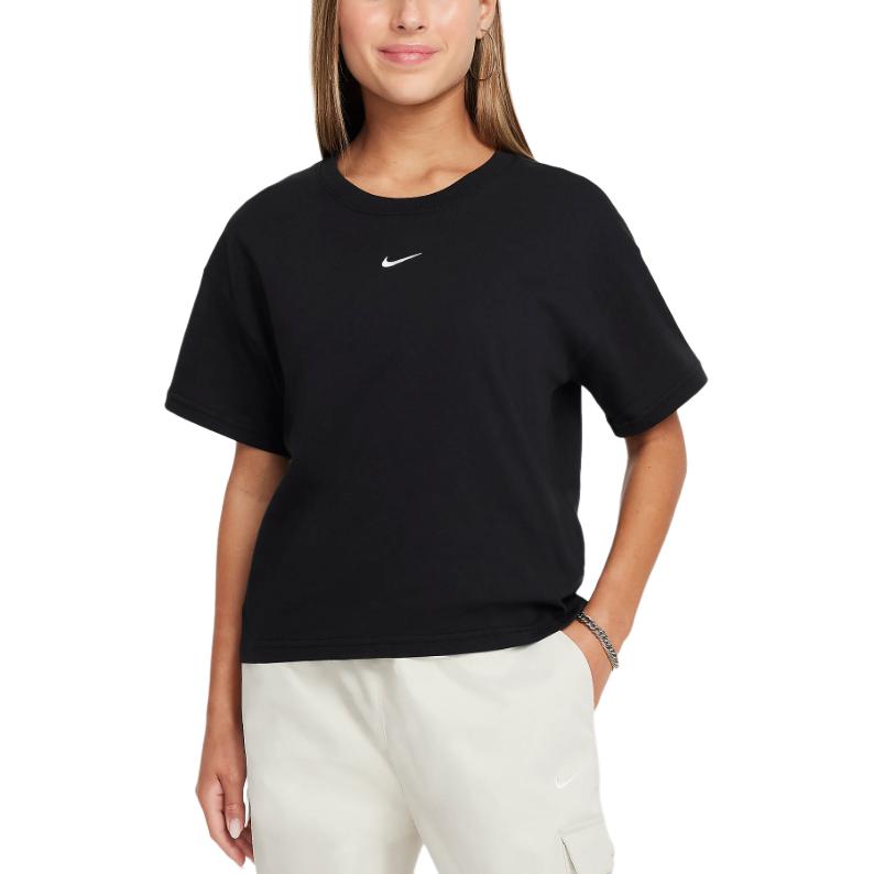 Женская футболка Nike Sportswear Essentials (черная)