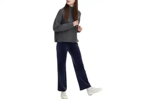 UNIQLO Casual Pants Women's Navy Blue Moderate Straight Fit Pants