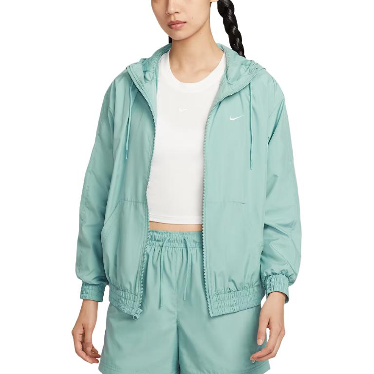 Женская куртка Nike Sportswear Classic Wovens (зеленая)