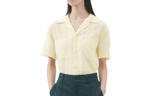 UNIQLO Shirts Women's Cream Moderate