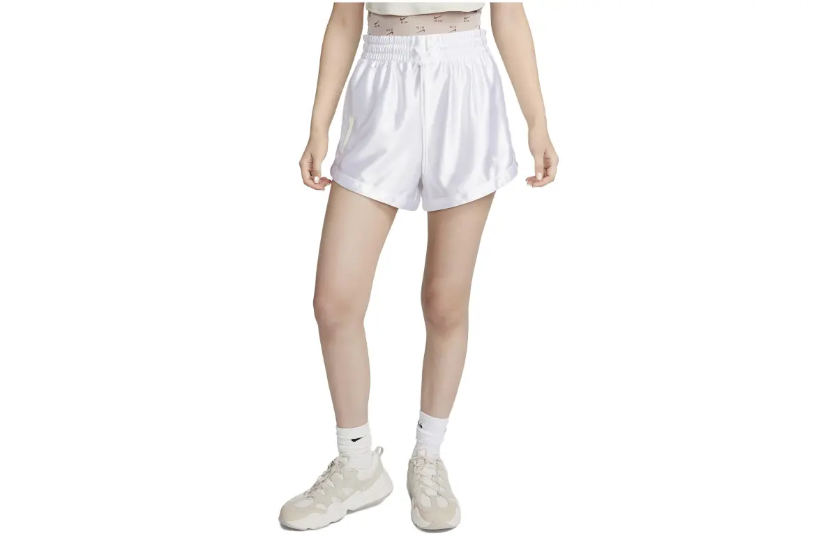 Nike Casual Shorts Women's White Moderate