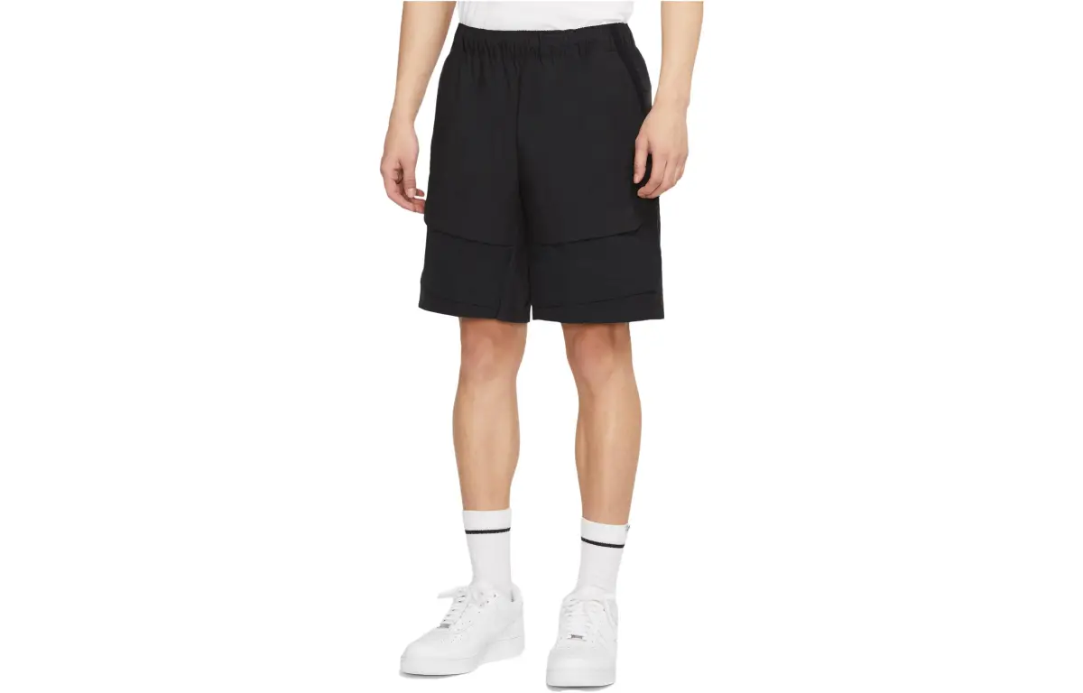 Nike SPORTSWEAR TECH PACK Cargo Shorts Men's Black Moderate