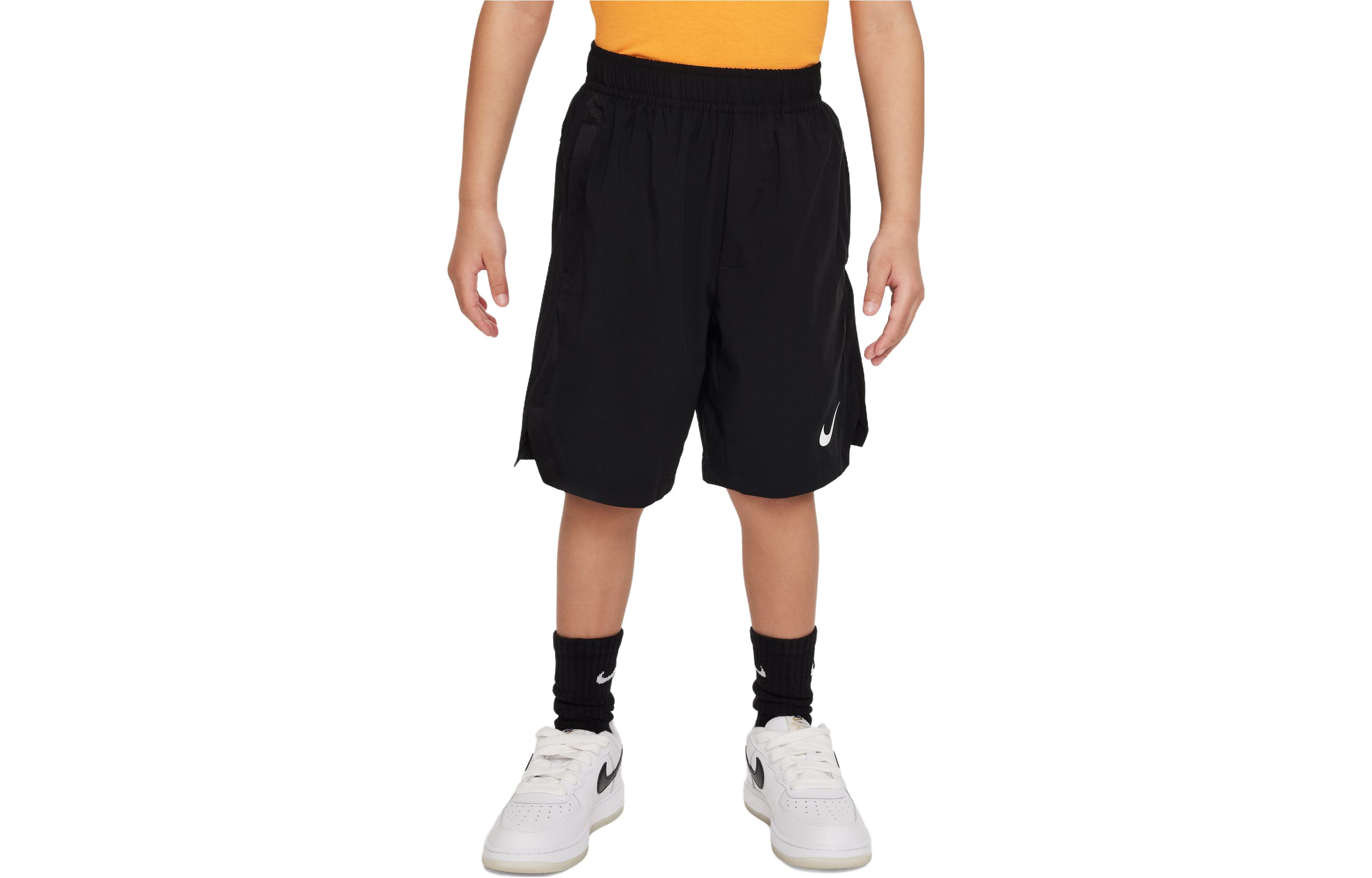 Детские шорты Nike (черные)