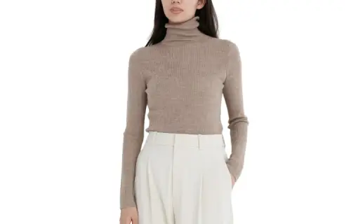 UNIQLO Knitwear Women's Beige Lapel Moderate Other