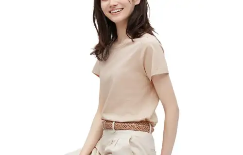 UNIQLO T Shirts Women's Beige Crew Neck Thin Straight Fit