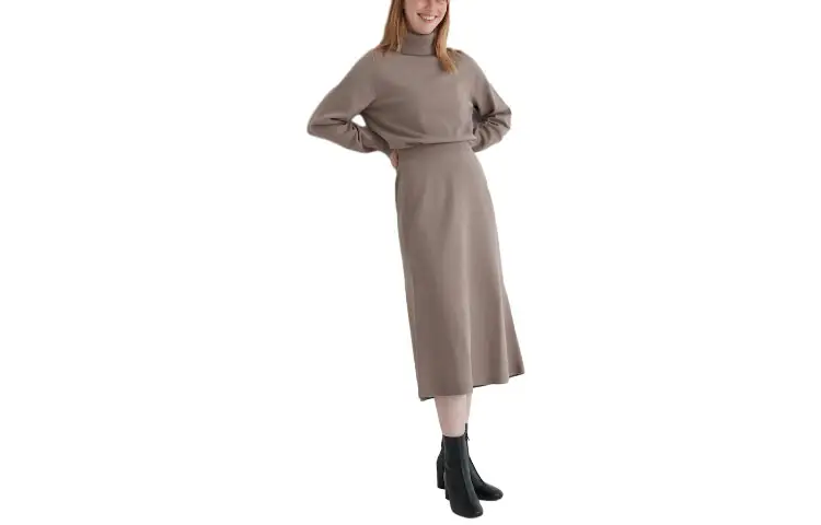 UNIQLO Casual Long Skirts Women's Dark Beige Moderate Mid Length A Line Skirt