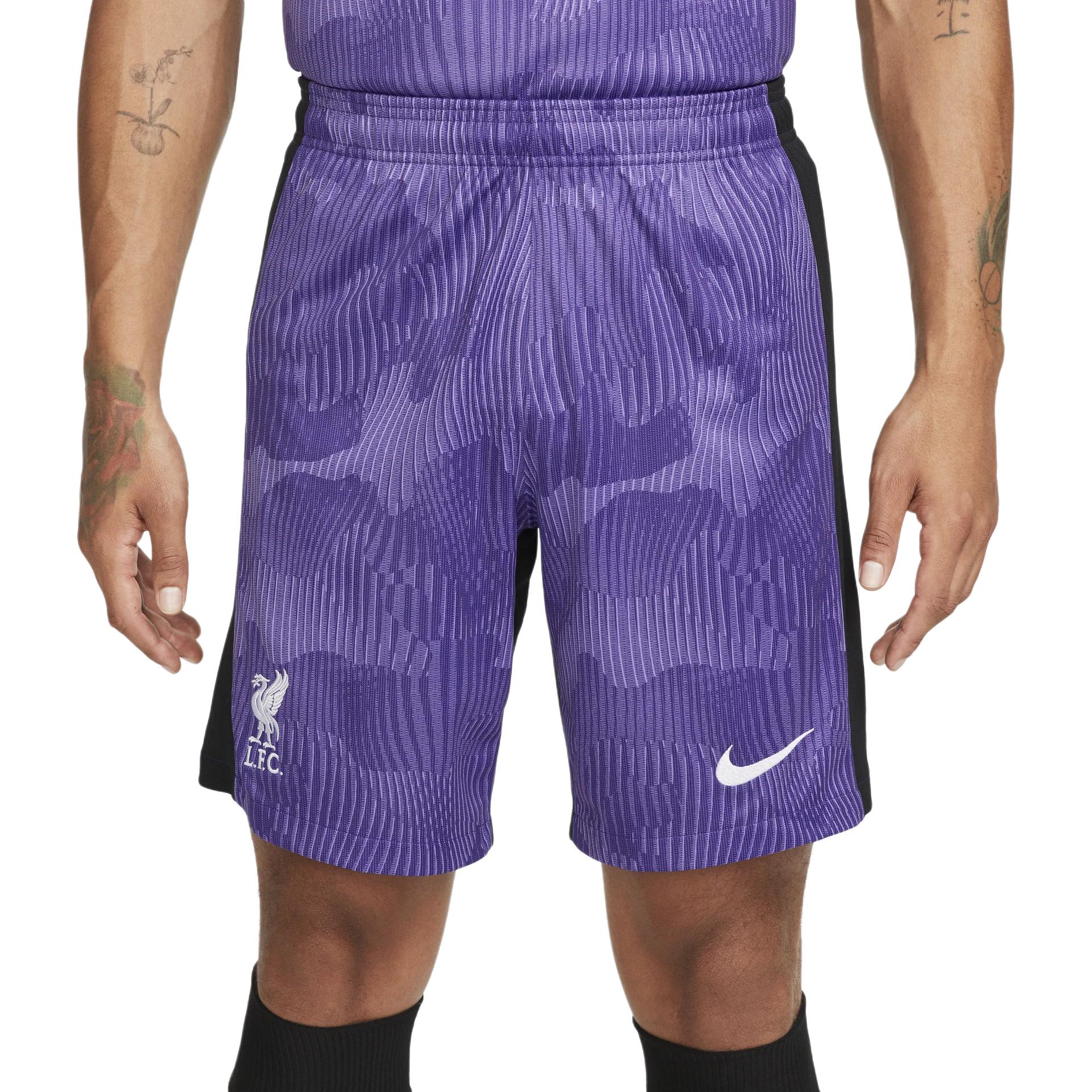 Nike Soccer Bottoms Men’s Purple Moderate Straight Fit Pants
